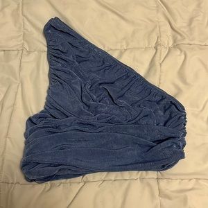 Lioness one shoulder top